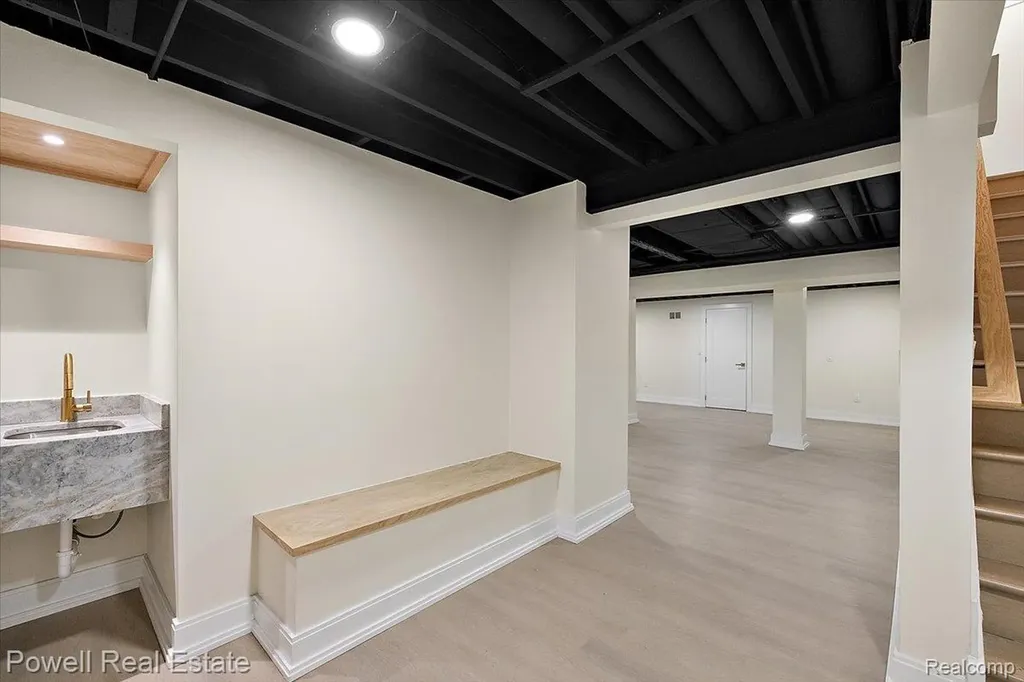 1447 Ravineview Court Bloomfield Hills City MI 48304