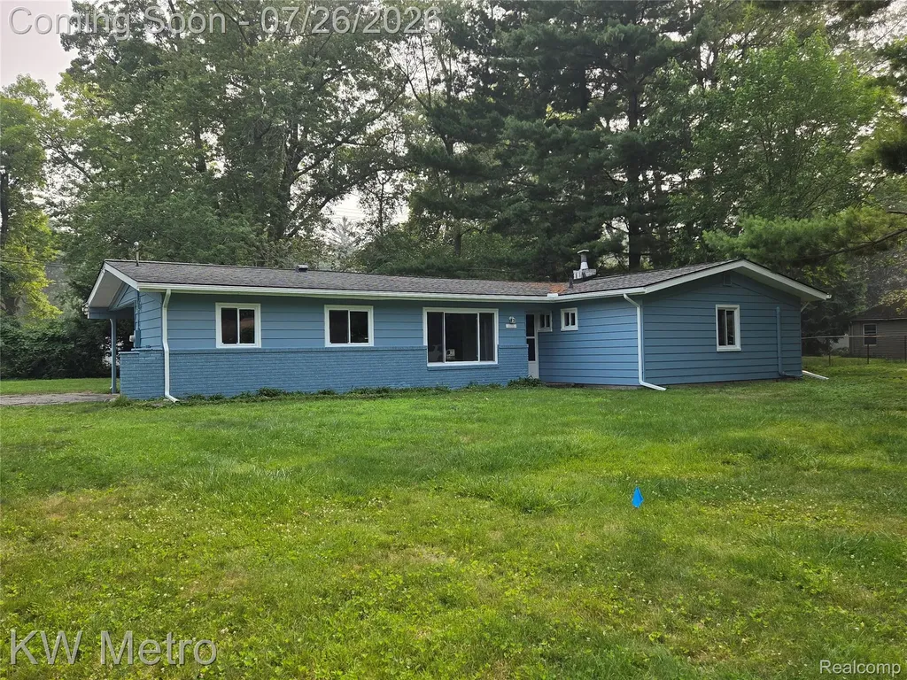 1755 Wellington Avenue Bloomfield Hills City MI 48302