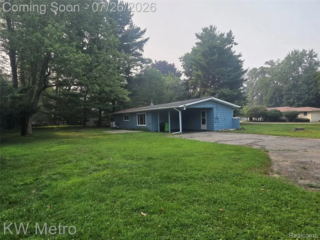 1755 Wellington Avenue Bloomfield Hills City MI 48302