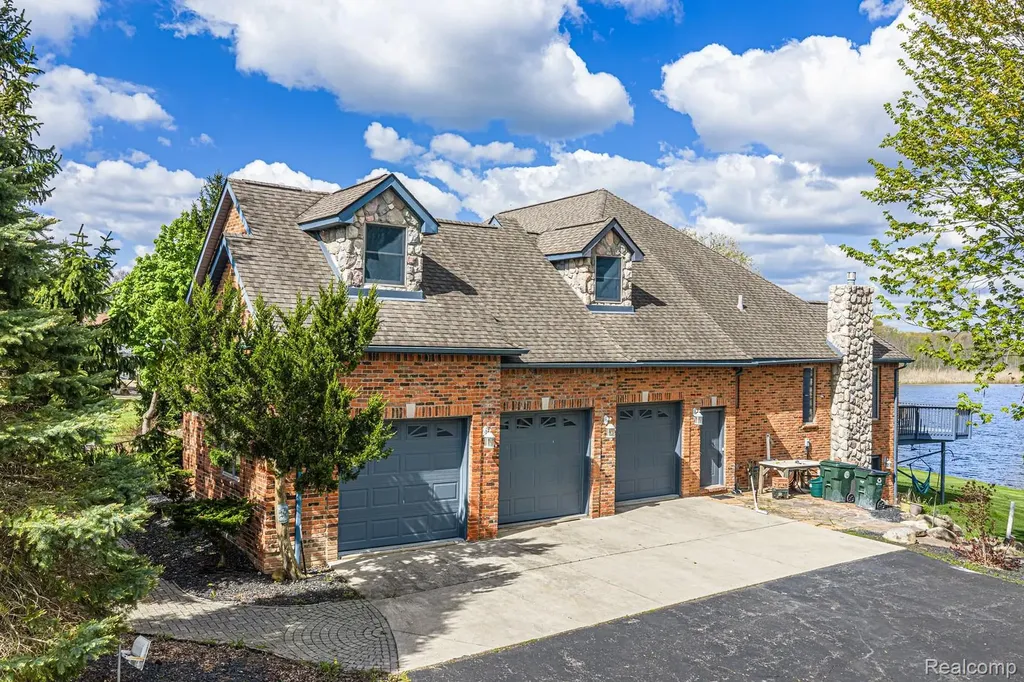 2480 S Baldwin Road Orion Charter Township MI 48360