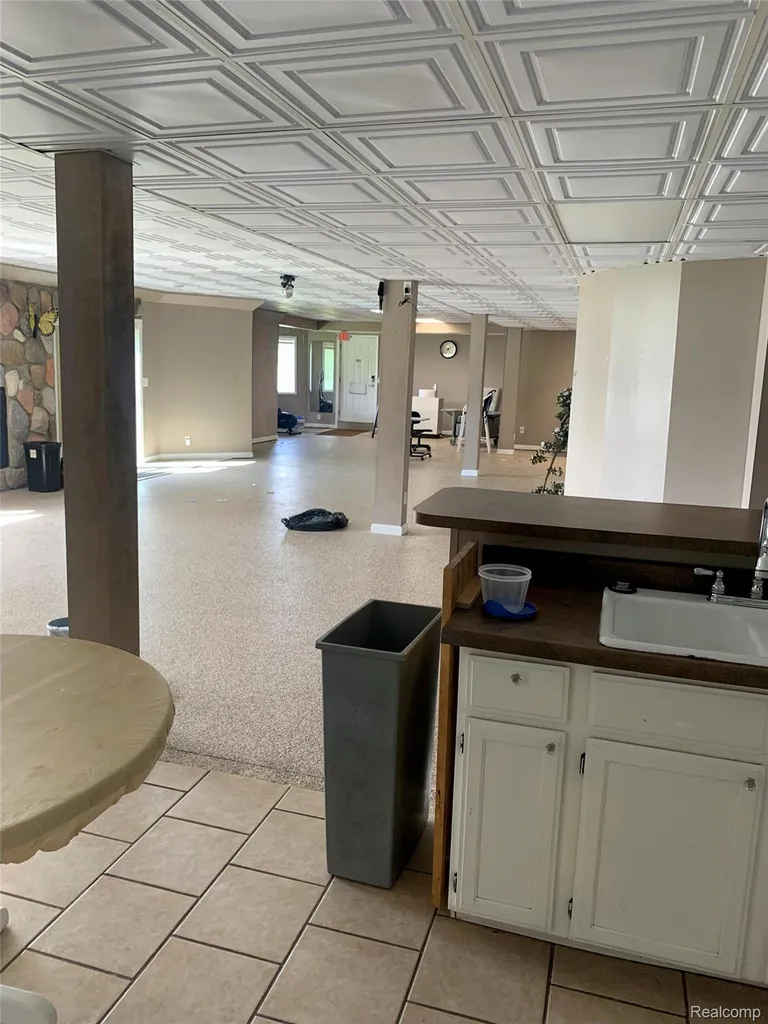 2480 S Baldwin Road Orion Charter Township MI 48360