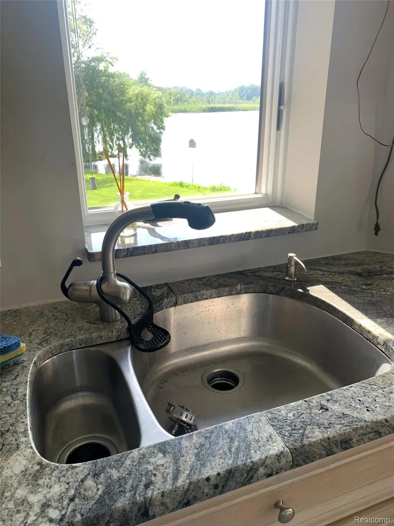 2480 S Baldwin Road Orion Charter Township MI 48360