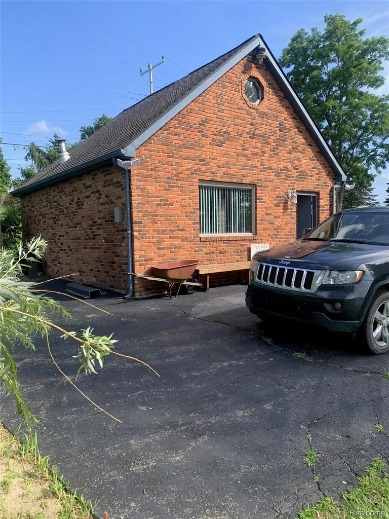 2480 S Baldwin Road Orion Charter Township MI 48360