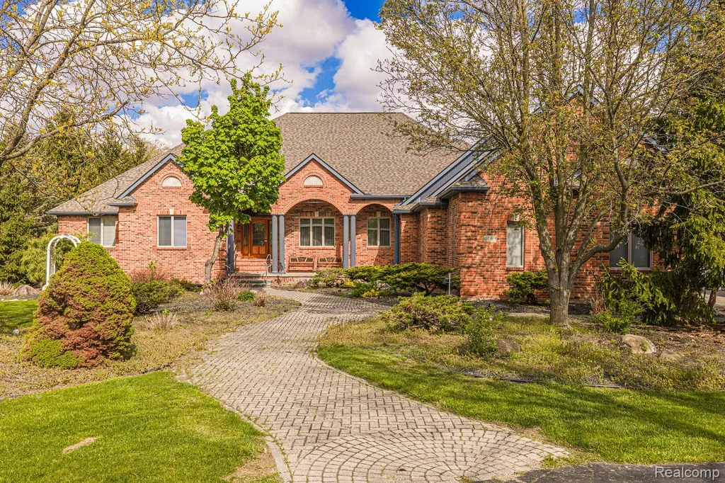 2480 S Baldwin Road Orion Charter Township MI 48360