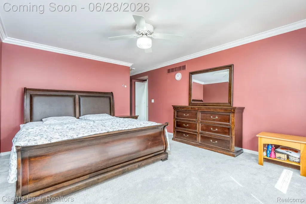 39478 Squire Road Novi City MI 48375