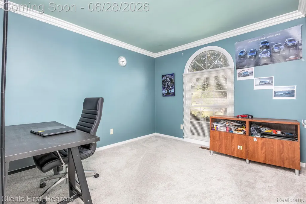 39478 Squire Road Novi City MI 48375