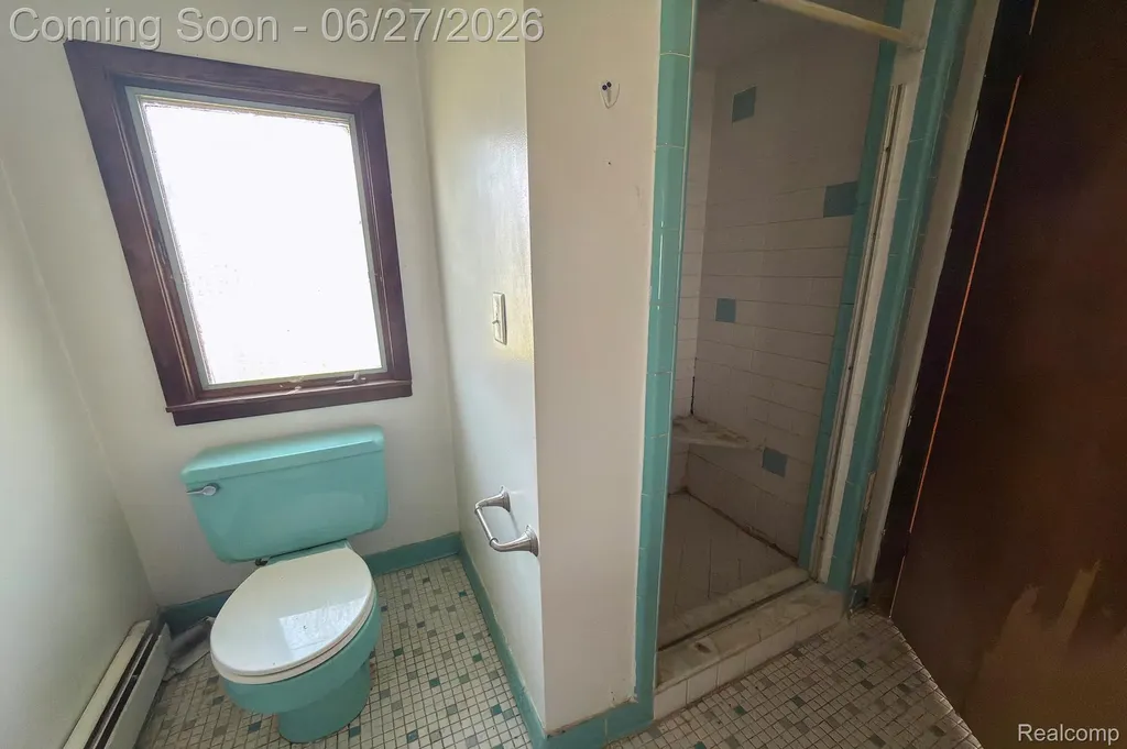 16650 Walcliff Drive Clinton Charter Township MI 48035