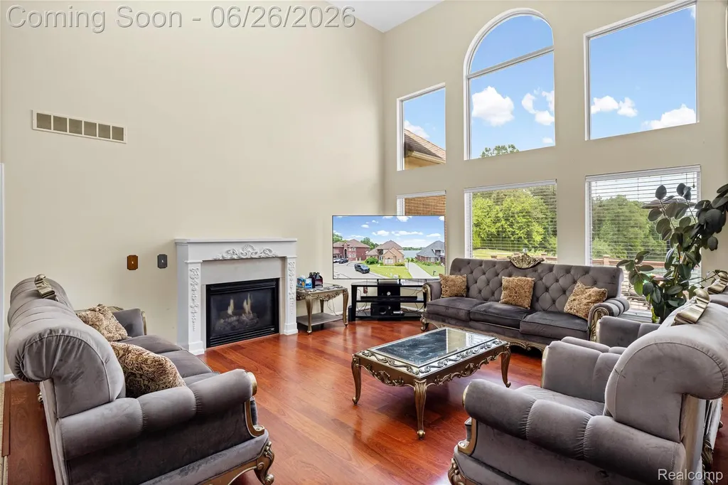 2651 Erma Drive Shelby Charter Township MI 48317
