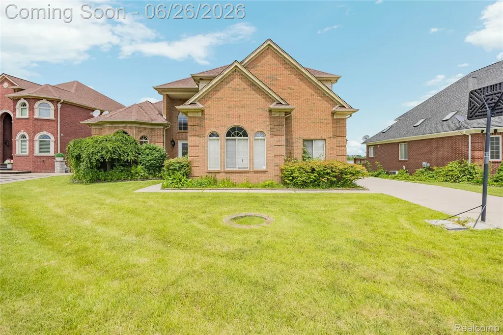 2651 Erma Drive Shelby Charter Township MI 48317