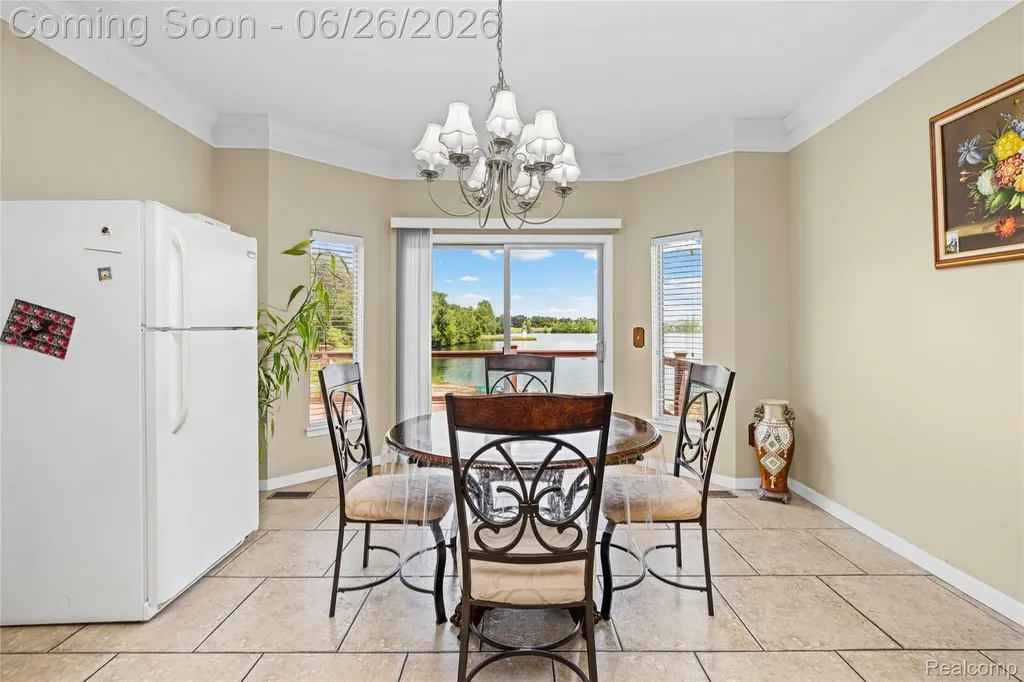 2651 Erma Drive Shelby Charter Township MI 48317