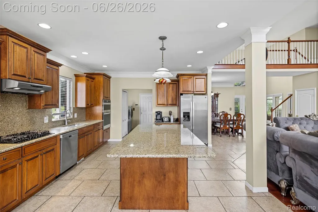 2651 Erma Drive Shelby Charter Township MI 48317