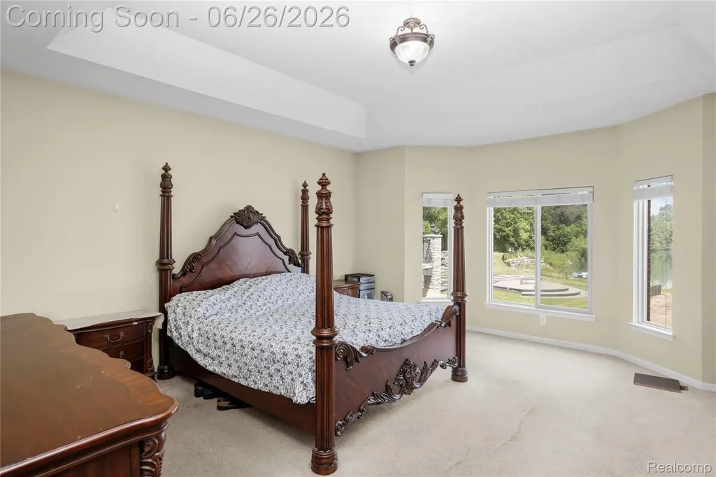 2651 Erma Drive Shelby Charter Township MI 48317