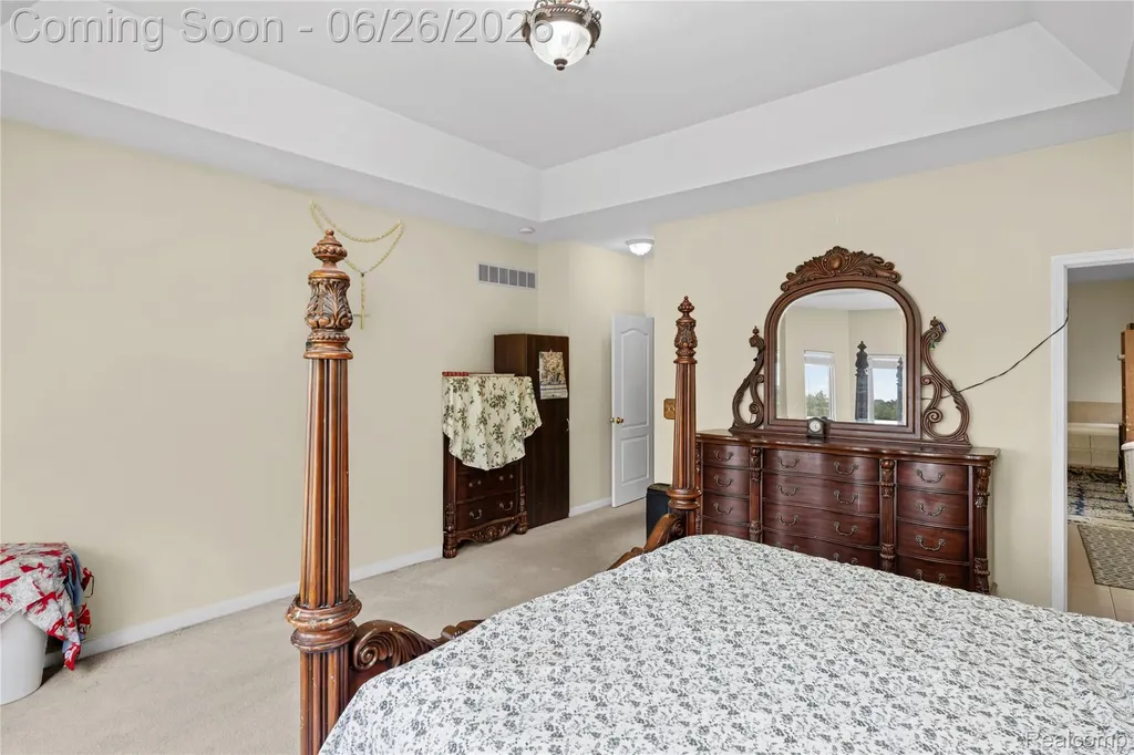 2651 Erma Drive Shelby Charter Township MI 48317