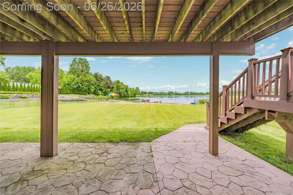 2651 Erma Drive Shelby Charter Township MI 48317