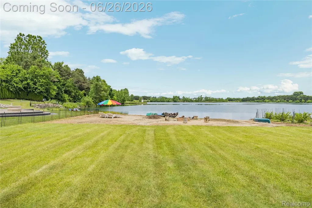 2651 Erma Drive Shelby Charter Township MI 48317