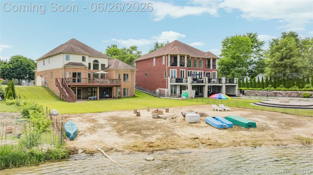 2651 Erma Drive Shelby Charter Township MI 48317
