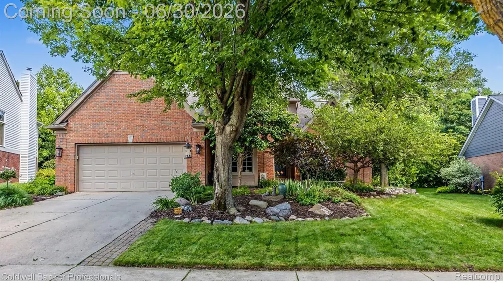 1085 Bloomview Circle Rochester City MI 48307