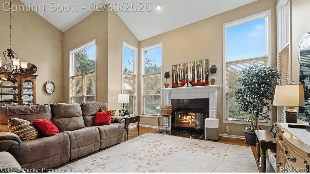 1085 Bloomview Circle Rochester City MI 48307