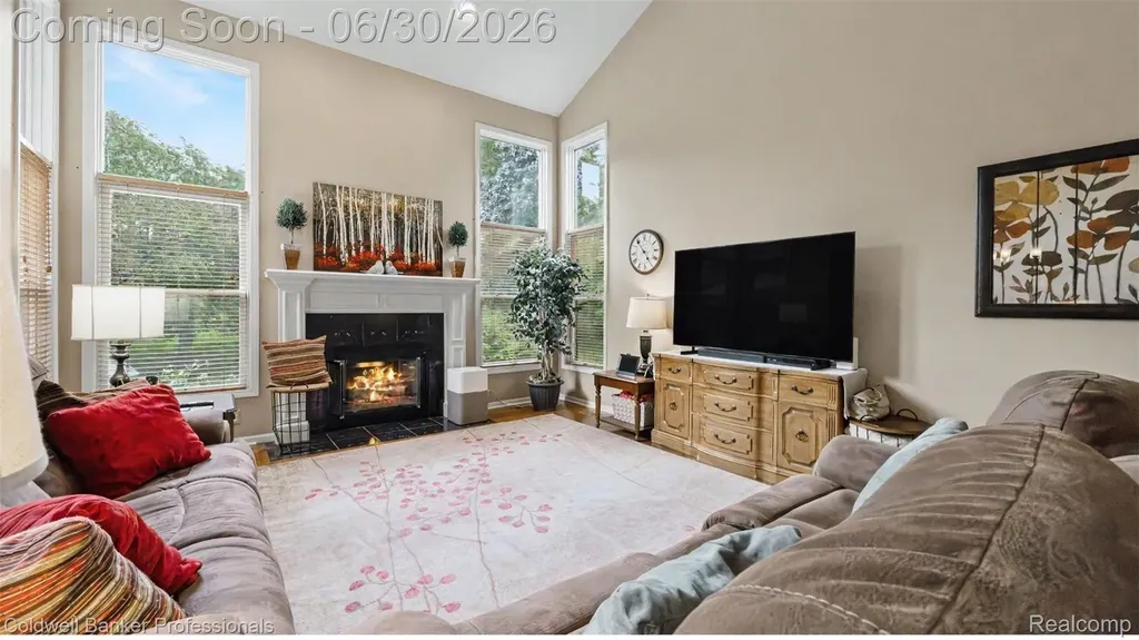 1085 Bloomview Circle Rochester City MI 48307