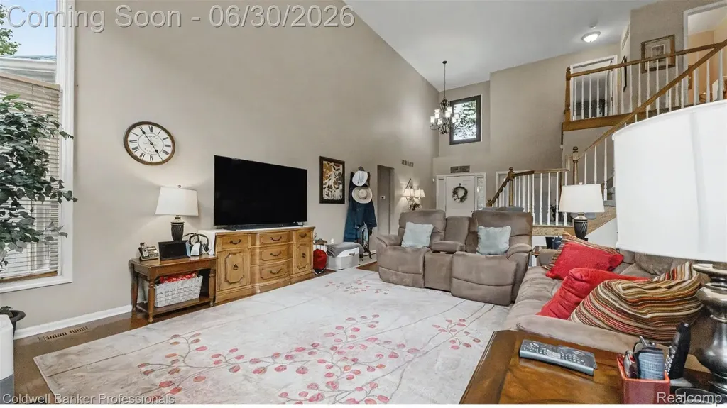 1085 Bloomview Circle Rochester City MI 48307
