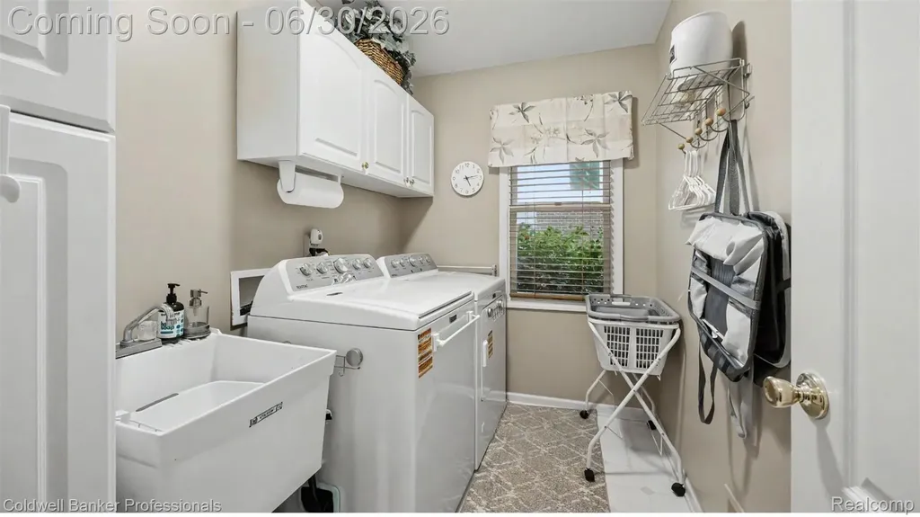 1085 Bloomview Circle Rochester City MI 48307