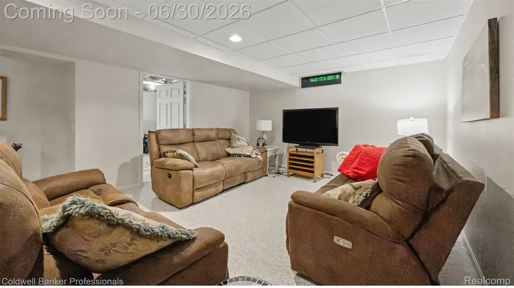1085 Bloomview Circle Rochester City MI 48307