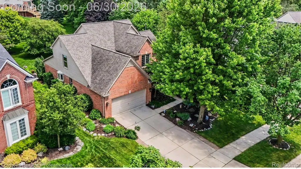 1085 Bloomview Circle Rochester City MI 48307