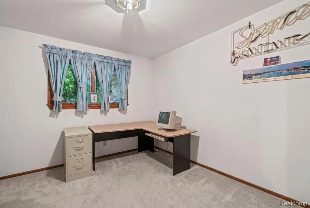 439 Windmill Point Drive Flushing City MI 48433