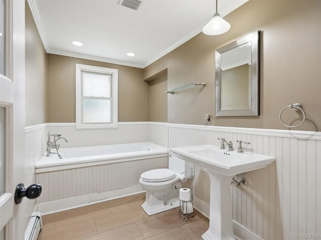 117 Kenyon Road Algonac City MI 48001