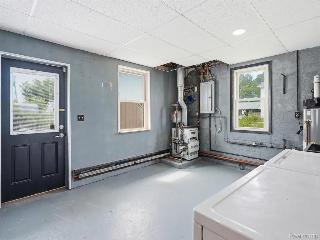 117 Kenyon Road Algonac City MI 48001