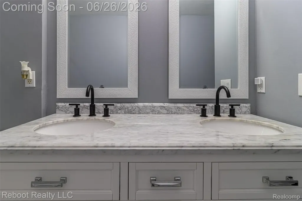 21294 Ascot Drive Macomb Township MI 48044