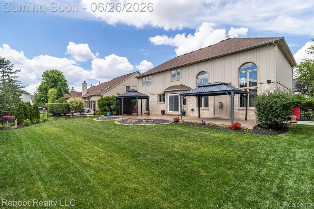 21294 Ascot Drive Macomb Township MI 48044