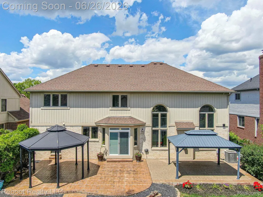 21294 Ascot Drive Macomb Township MI 48044