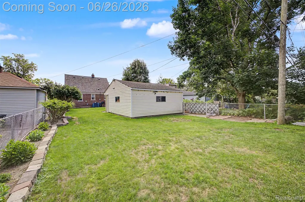 2216 Banner Street Dearborn City MI 48124