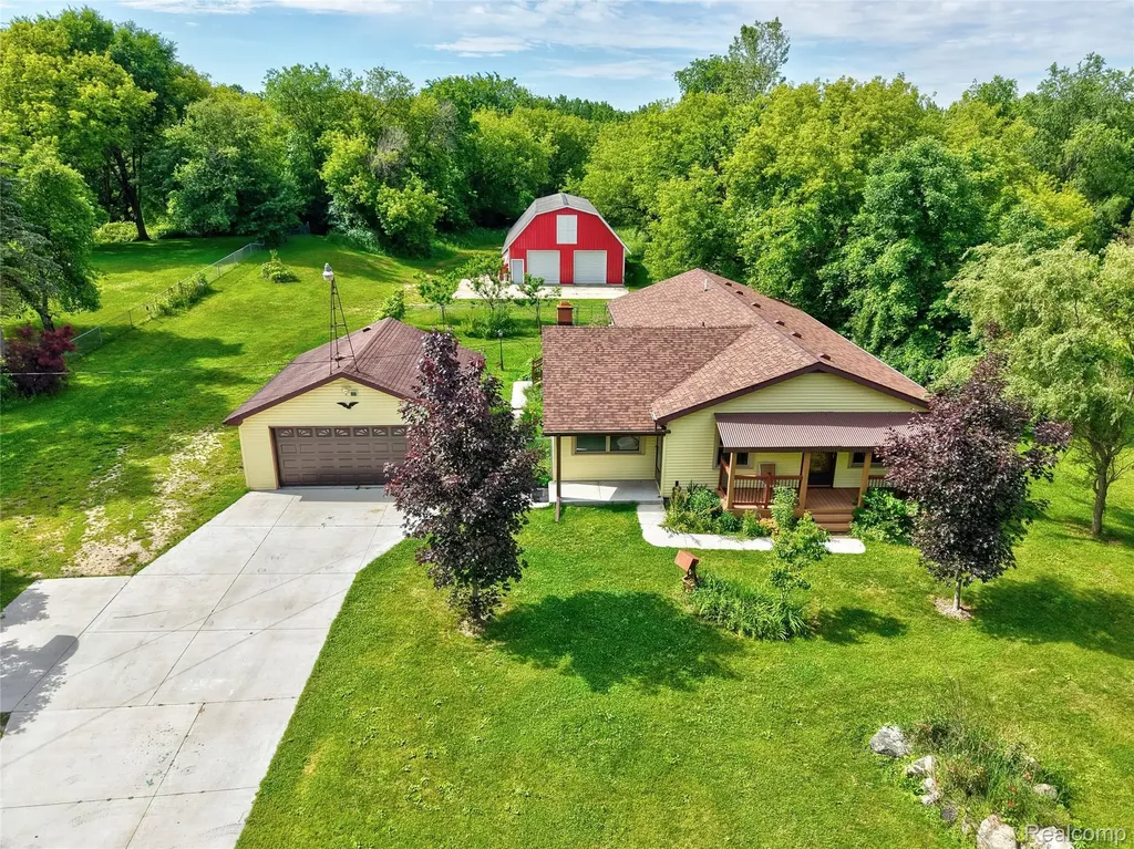 5366 E Mount Morris Road Genesee Charter Township MI 48458