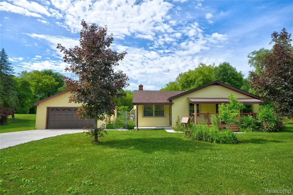 5366 E Mount Morris Road Genesee Charter Township MI 48458