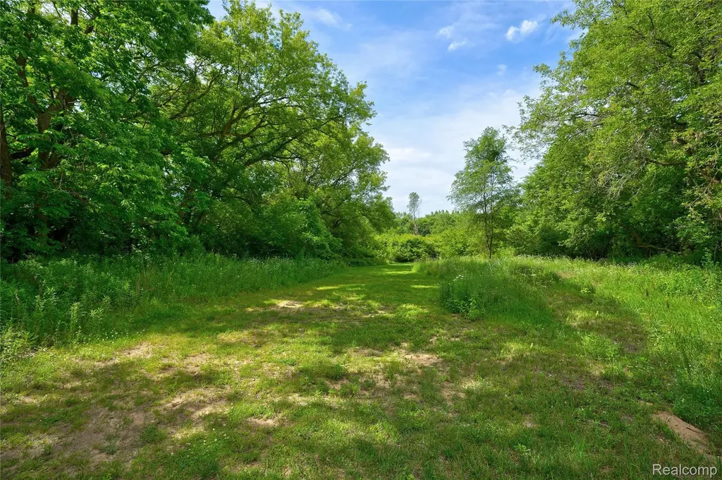 5366 E Mount Morris Road Genesee Charter Township MI 48458