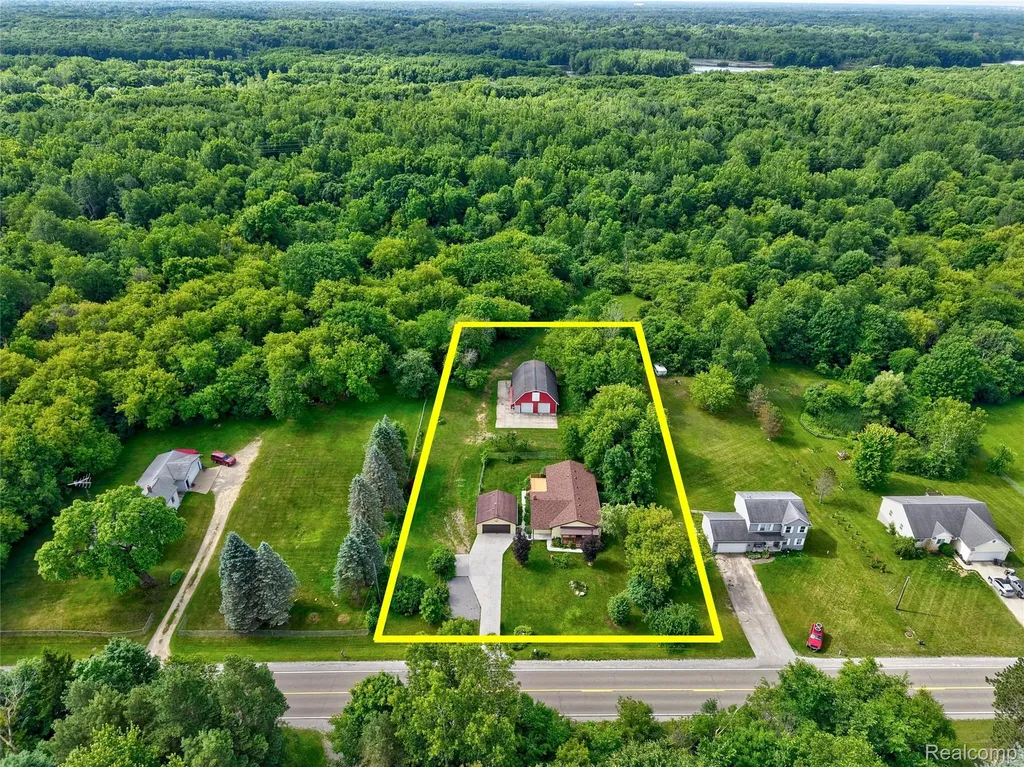 5366 E Mount Morris Road Genesee Charter Township MI 48458
