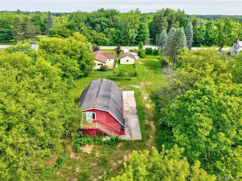 5366 E Mount Morris Road Genesee Charter Township MI 48458