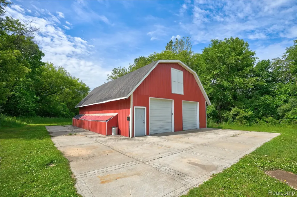 5366 E Mount Morris Road Genesee Charter Township MI 48458
