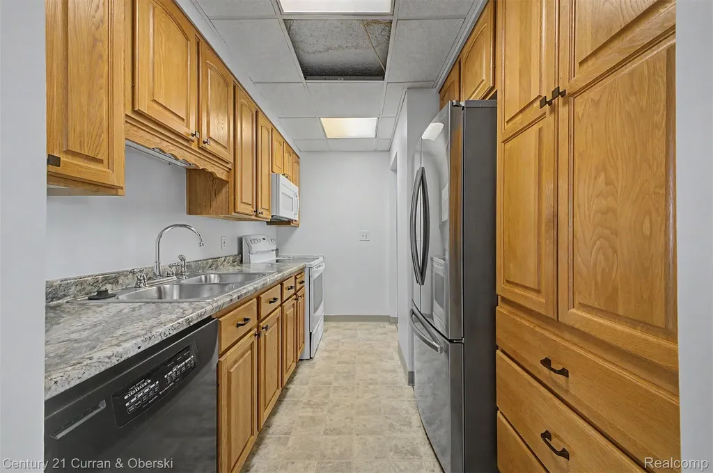 21800 Morley Avenue Dearborn City MI 48124