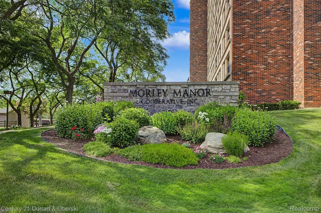 21800 Morley Avenue Dearborn City MI 48124