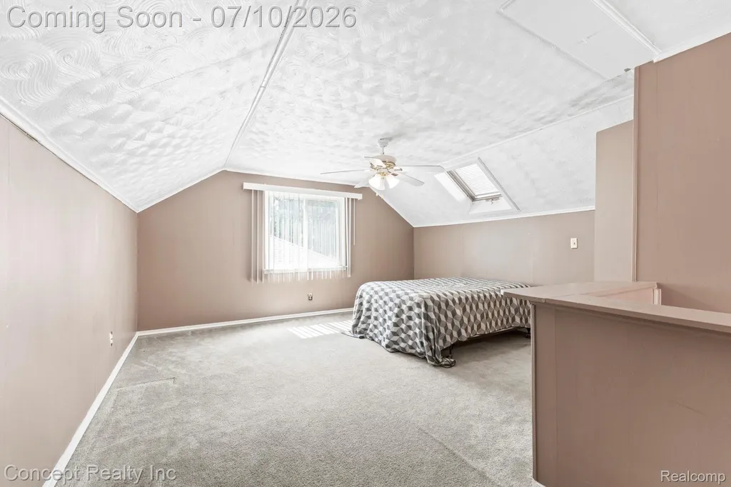 15651 Russell Avenue Allen Park City MI 48101