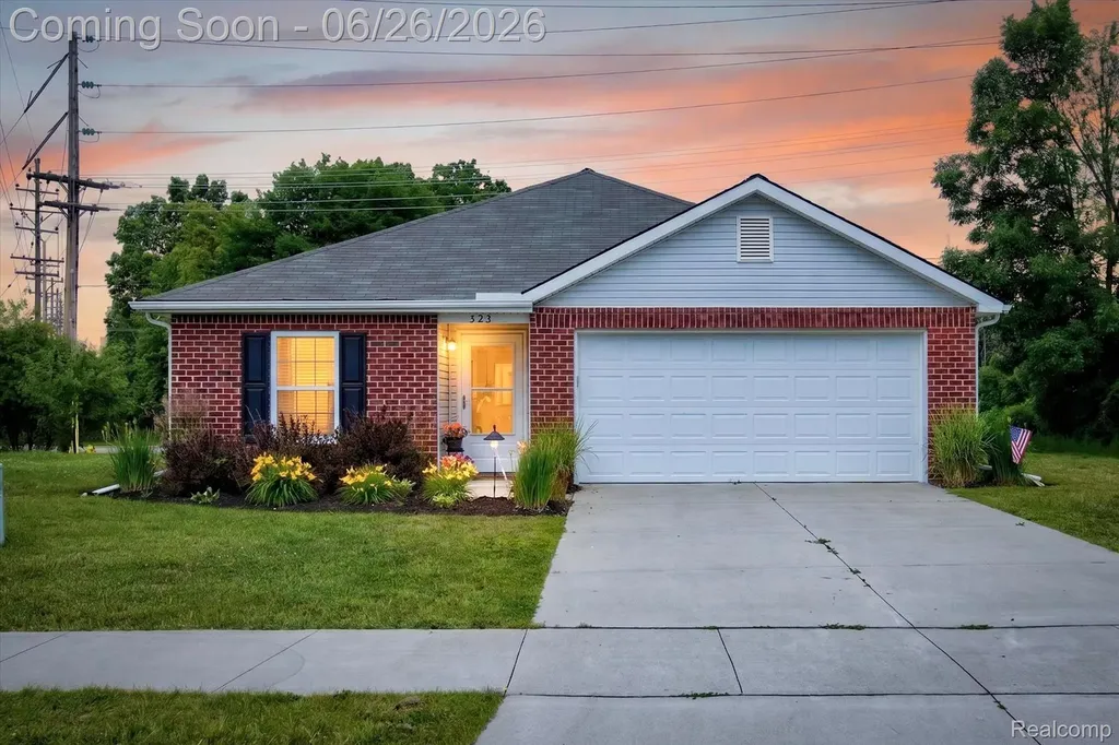 528 Turn Bull Street Lapeer City MI 48446