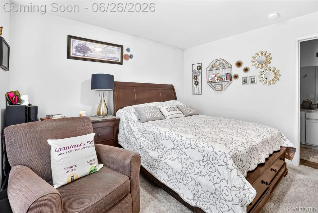 528 Turn Bull Street Lapeer City MI 48446