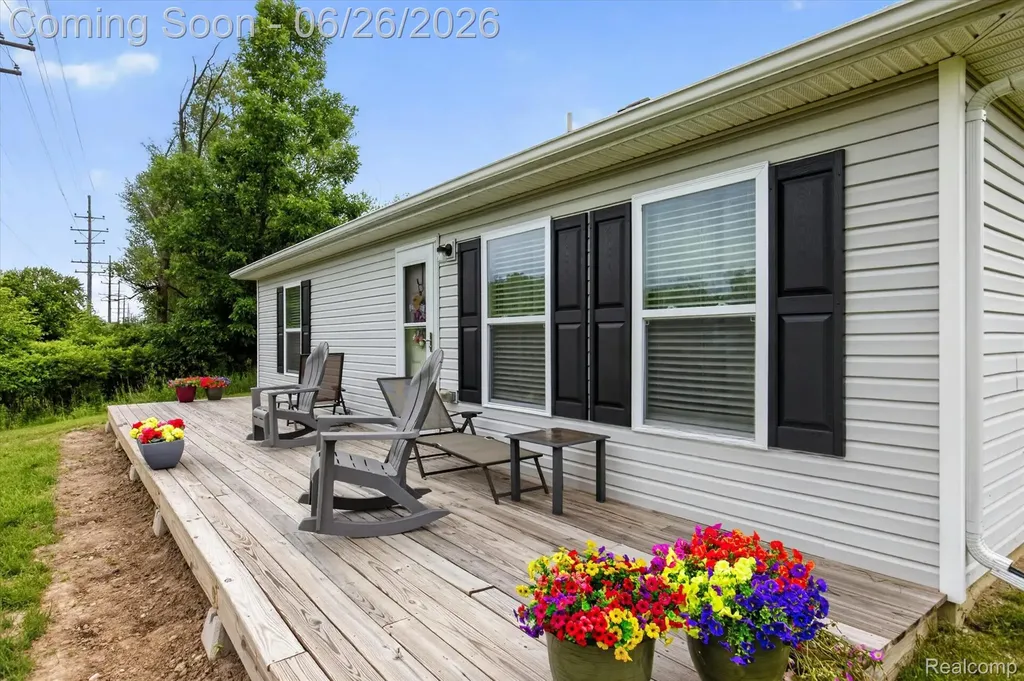 528 Turn Bull Street Lapeer City MI 48446