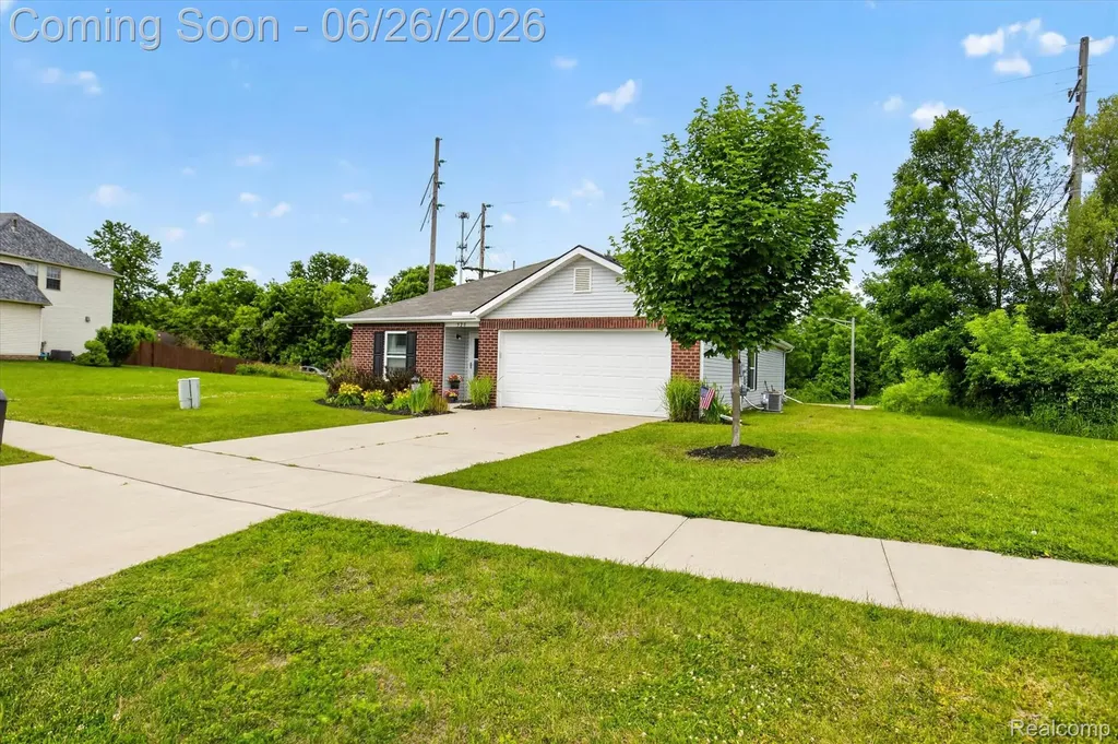 528 Turn Bull Street Lapeer City MI 48446