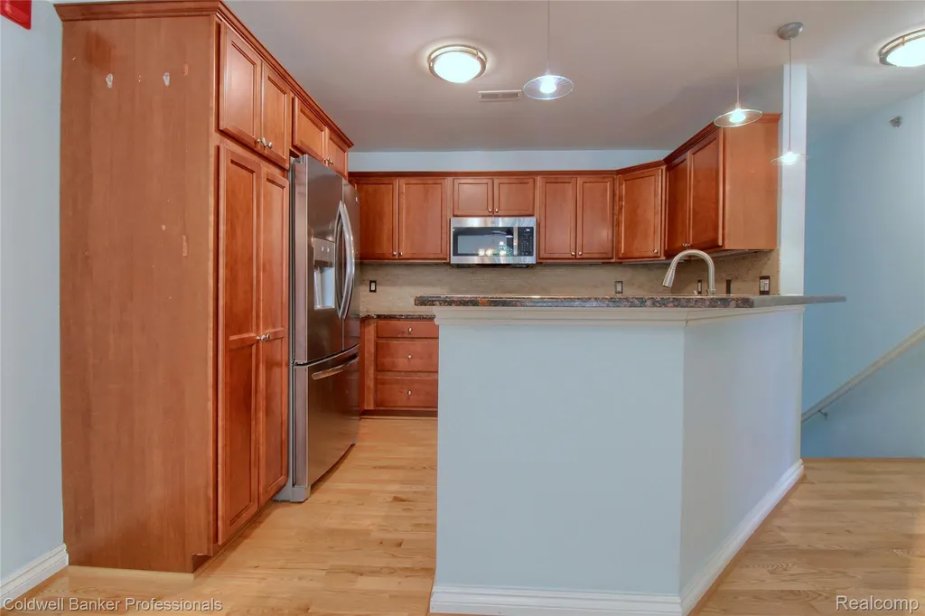 45973 Graystone Lane Canton Charter Township MI 48187