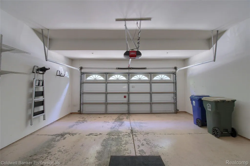 45973 Graystone Lane Canton Charter Township MI 48187