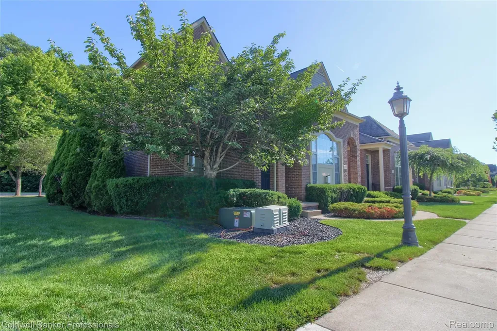 45973 Graystone Lane Canton Charter Township MI 48187